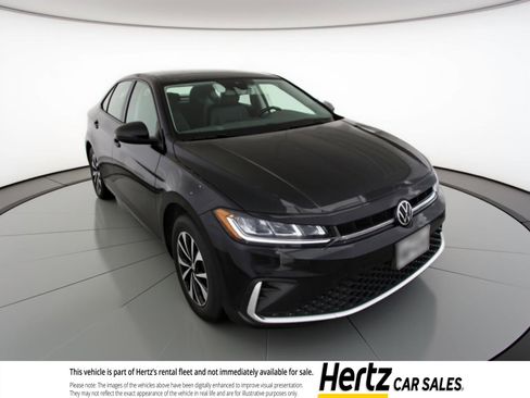 Used 2025 Volkswagen Jetta S image 1