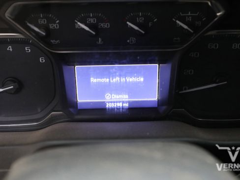 Used 2020 GMC Sierra 1500 SLT AWD/4WD image 9