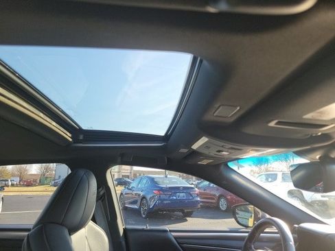 Used 2020 Lexus ES 350 F Sport image 10