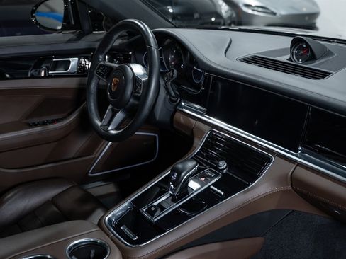 Used 2020 Porsche Panamera 4S AWD/4WD image 60