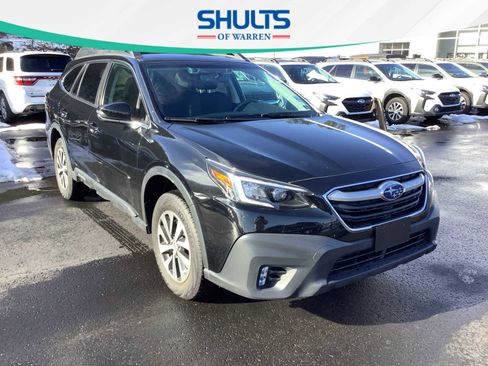 Used 2022 Subaru Outback Premium image 1