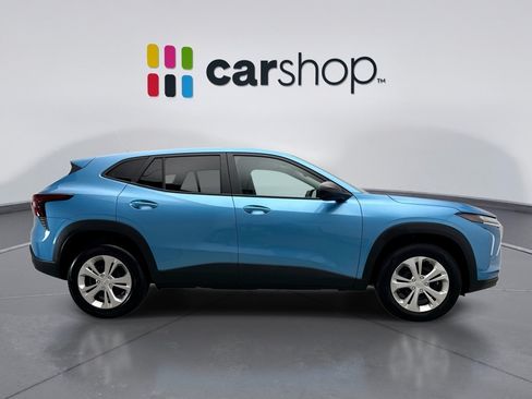Used 2025 Chevrolet Trax LS w/ Driver Confidence Package FWD image 6