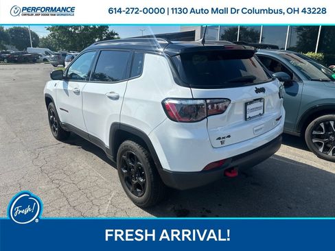 Used 2023 Jeep Compass Trailhawk w/ Sun and Sound Group AWD/4WD image 6