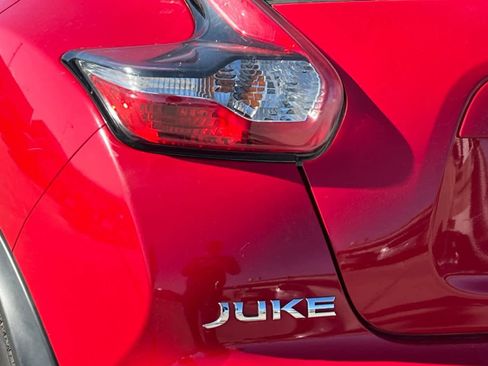 Used 2015 Nissan Juke SV w/ Technology Package image 15