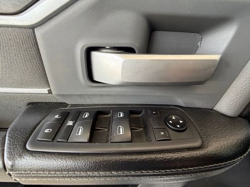 Used 2020 RAM 2500 Big Horn image 32