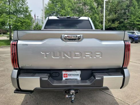 Used 2025 Toyota Tundra Limited AWD/4WD image 5