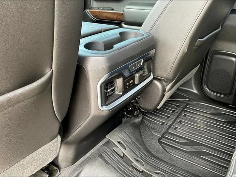 Used 2019 GMC Sierra 1500 SLT w/ SLT Premium Plus Package AWD/4WD image 21