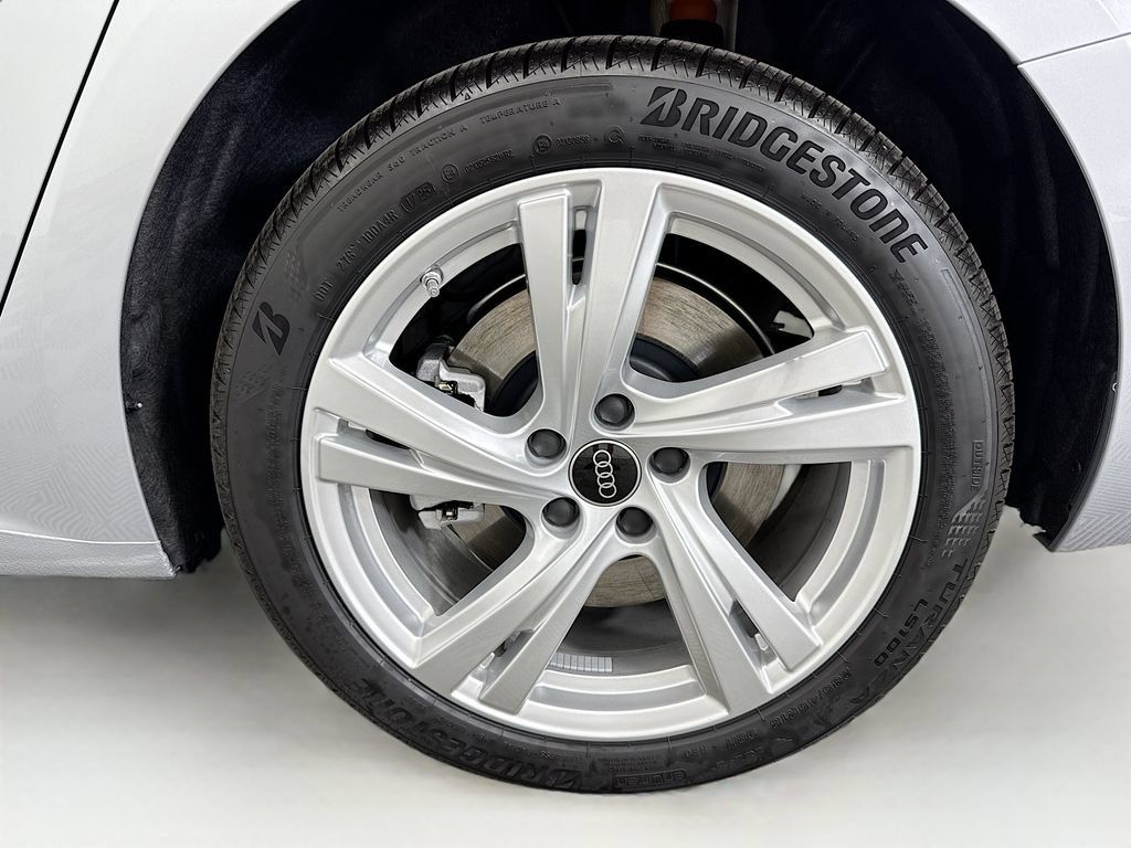 Used 2025 Audi A5 2.0T Premium AWD/4WD image 32