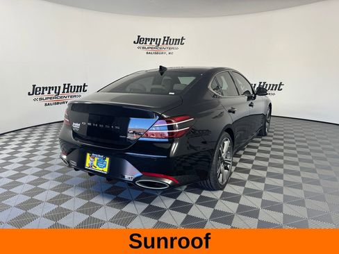 Used 2025 Genesis G70 3.3T Advanced image 6