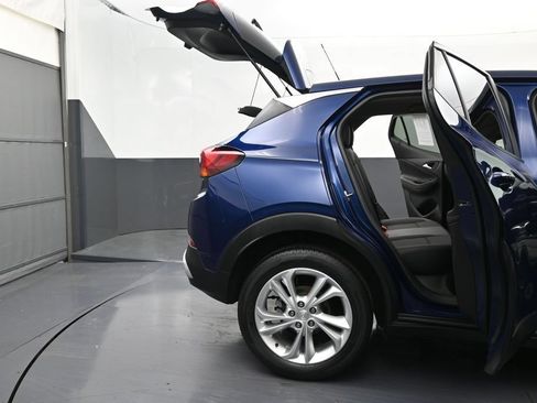 Used 2023 Buick Encore GX Preferred w/ Cold Weather Comfort Package AWD/4WD image 10