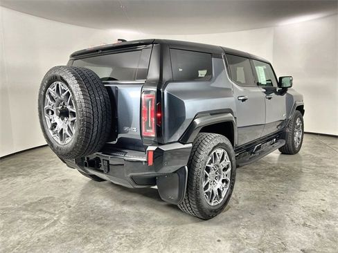 Used 2025 GMC Hummer EV 3X w/ LPO, Cargo Utility Package image 8