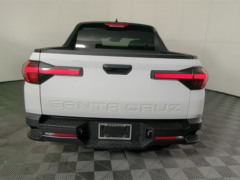 Used 2024 Hyundai Santa Cruz SEL image 6