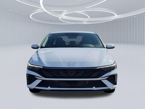 New 2026 Hyundai Elantra Hybrid FWD image 12