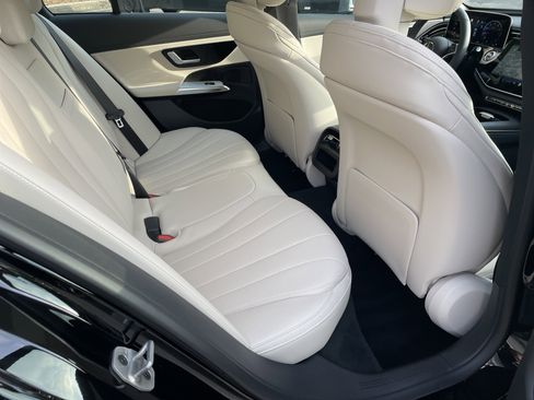 New 2026 Mercedes-Benz E 350 4MATIC Sedan image 40