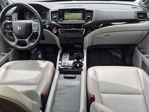 Used 2022 Honda Pilot Touring image 13