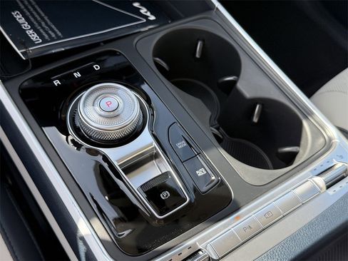 New 2026 Kia Carnival SX image 32