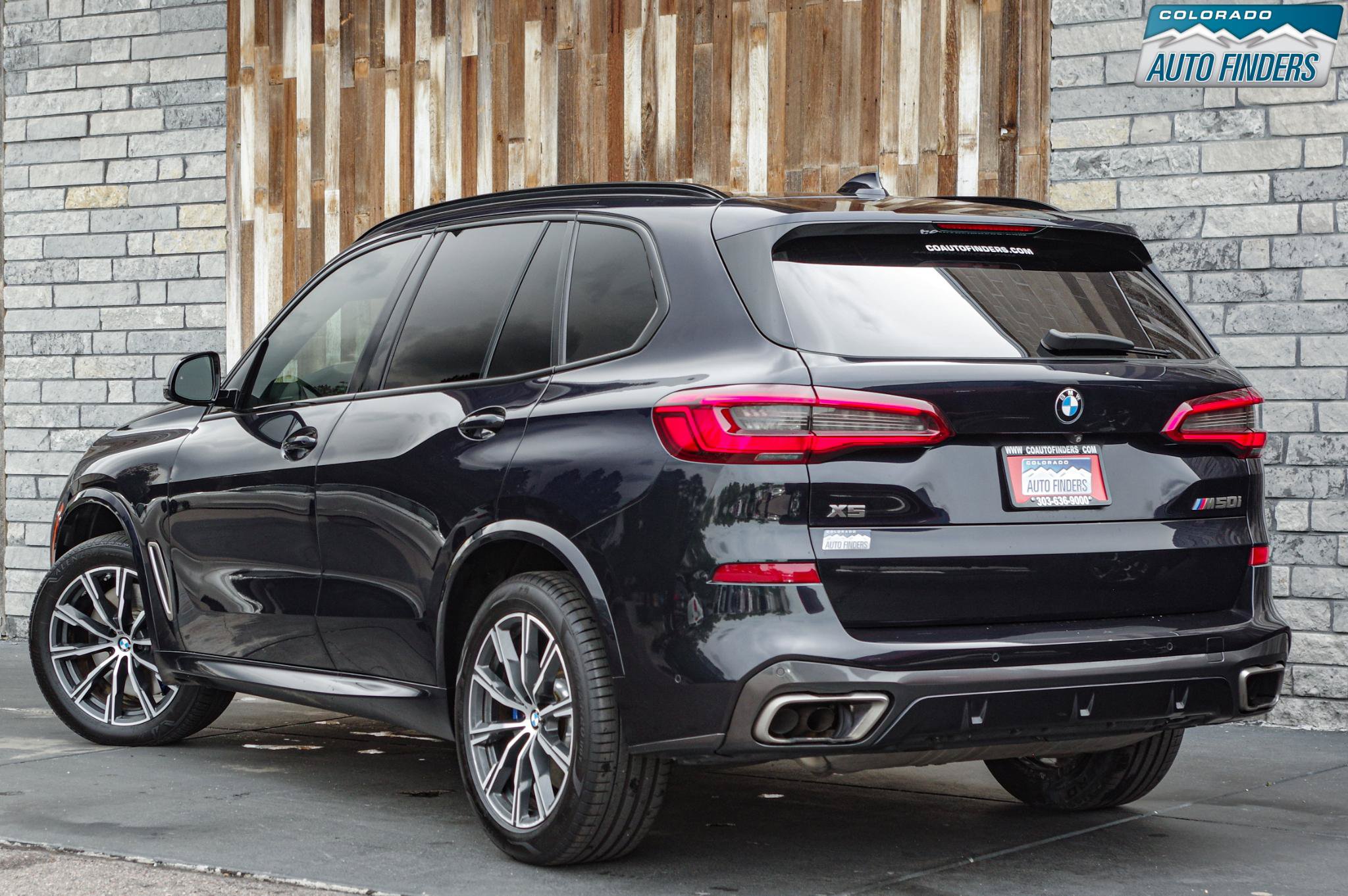 Used 2020 BMW X5 M50i w/ Premium Package AWD/4WD image 4