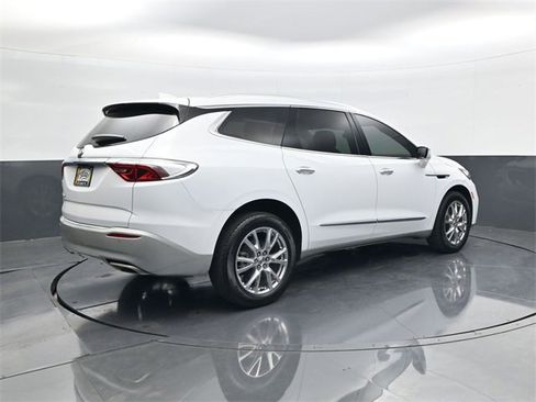 Used 2023 Buick Enclave Premium w/ Experience Buick Package image 5