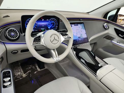 Used 2023 Mercedes-Benz EQE 350+ SUV image 14