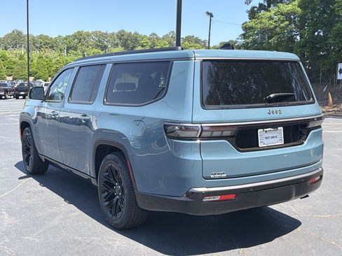 New 2026 Jeep Grand Wagoneer L Limited AWD/4WD image 6