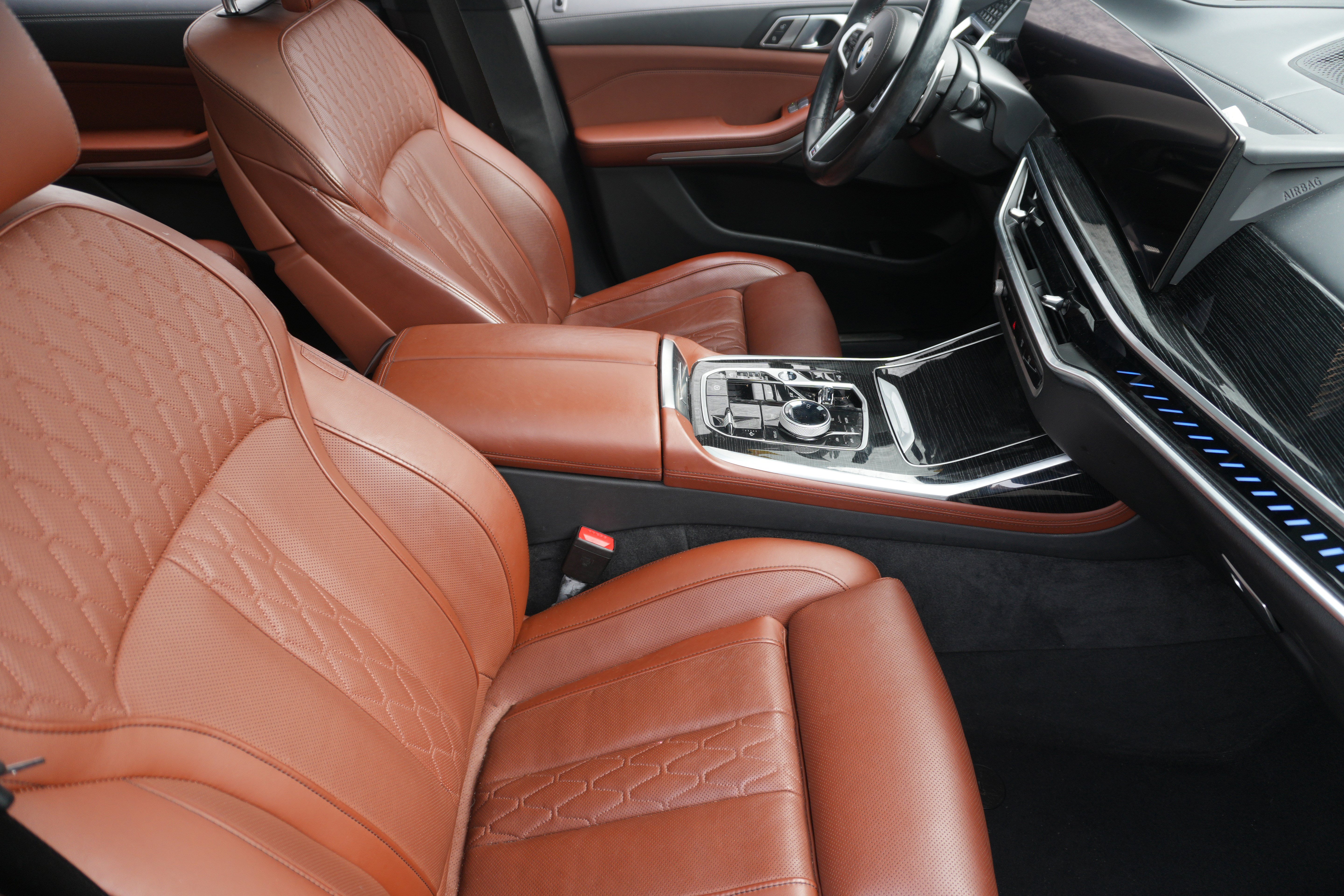 Certified 2024 BMW X7 M60i w/ Executive Package AWD/4WD image 13