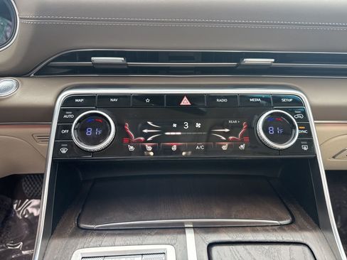 Used 2023 Genesis GV80 2.5T w/ Prestige Package image 21