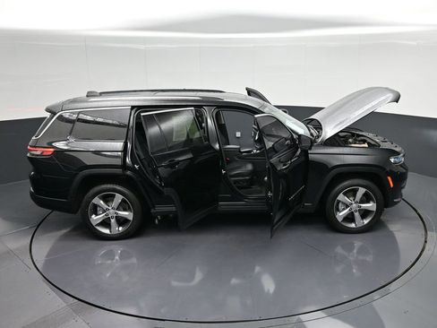 Used 2021 Jeep Grand Cherokee L Limited AWD/4WD image 35