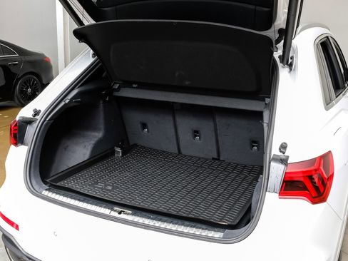 Used 2024 Audi Q3 2.0T Premium Plus w/ Premium Plus Package image 56