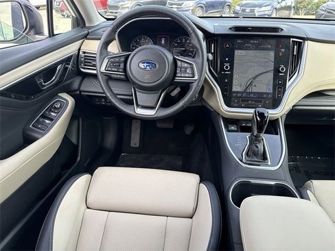 Used 2025 Subaru Outback Limited image 10