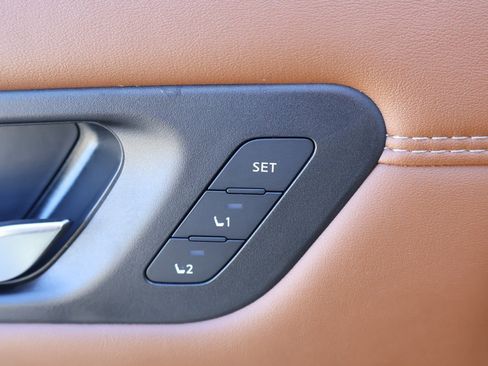 Used 2024 Nissan Pathfinder Platinum w/ Cargo Package image 49