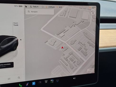 Used 2025 Tesla Model Y Long Range RWD image 16