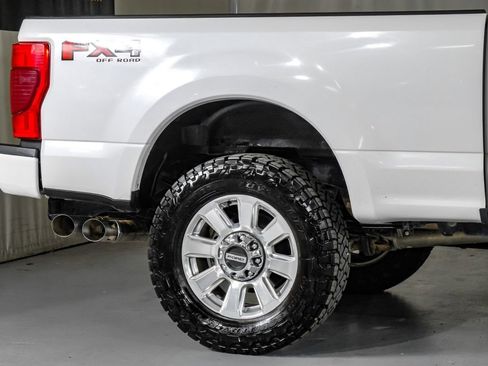 Used 2021 Ford F250 Platinum w/ FX4 Off-Road Package image 6