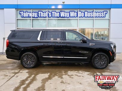 New 2025 GMC Yukon XL Elevation w/ LPO, Elevation Black Package