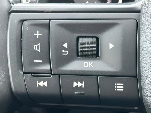 New 2026 Nissan Pathfinder SV AWD/4WD image 33