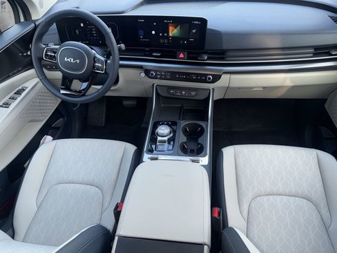 New 2026 Kia Carnival SX image 11