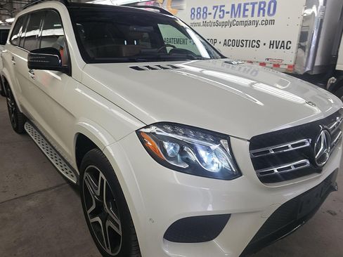 Used 2017 Mercedes-Benz GLS 550 4MATIC w/ Night Package image 2