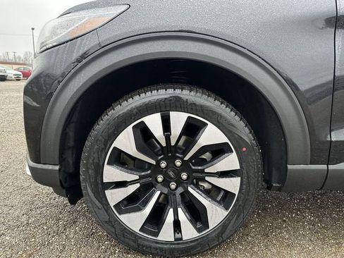 New 2026 Ford Explorer Platinum w/ LUX Leather Package image 21