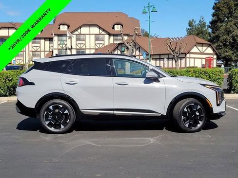 New 2026 Kia Sportage SX Prestige image 3