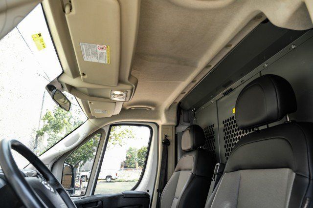 Used 2021 RAM ProMaster 2500 w/ Convenience Group FWD image 28
