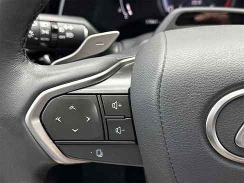 Used 2024 Lexus RX 350 Premium Plus w/ Convenience Package image 20