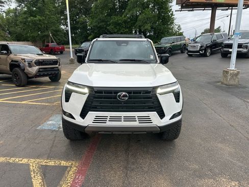Used 2025 Lexus GX 550 AWD/4WD image 4