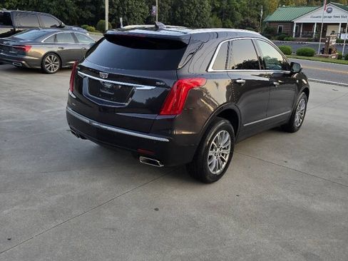Used 2017 Cadillac XT5 Luxury w/ Driver Awareness Package AWD/4WD image 3