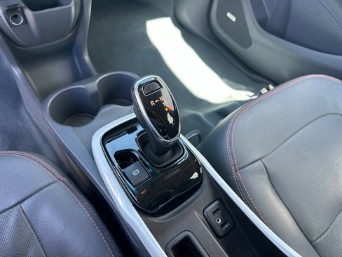 Used 2020 Chevrolet Bolt Premier w/ Infotainment Package FWD image 15