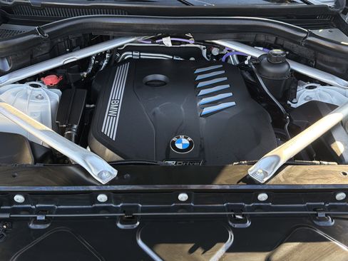 Used 2023 BMW X5 xDrive40i w/ Premium Package image 36