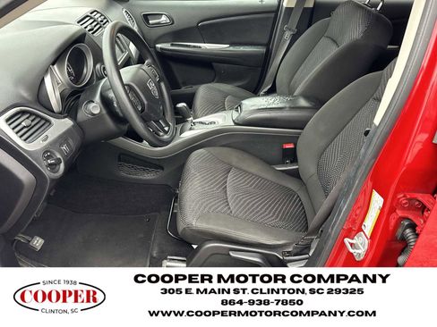 Used 2020 Dodge Journey SE image 9