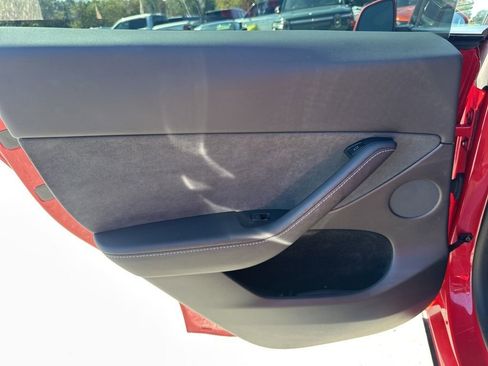 Used 2023 Tesla Model Y Long Range image 28