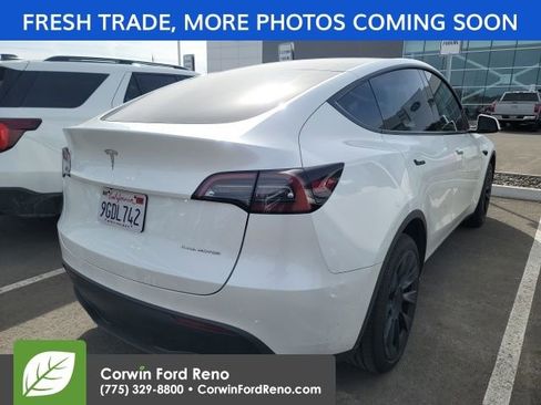 Used 2023 Tesla Model Y Long Range image 7