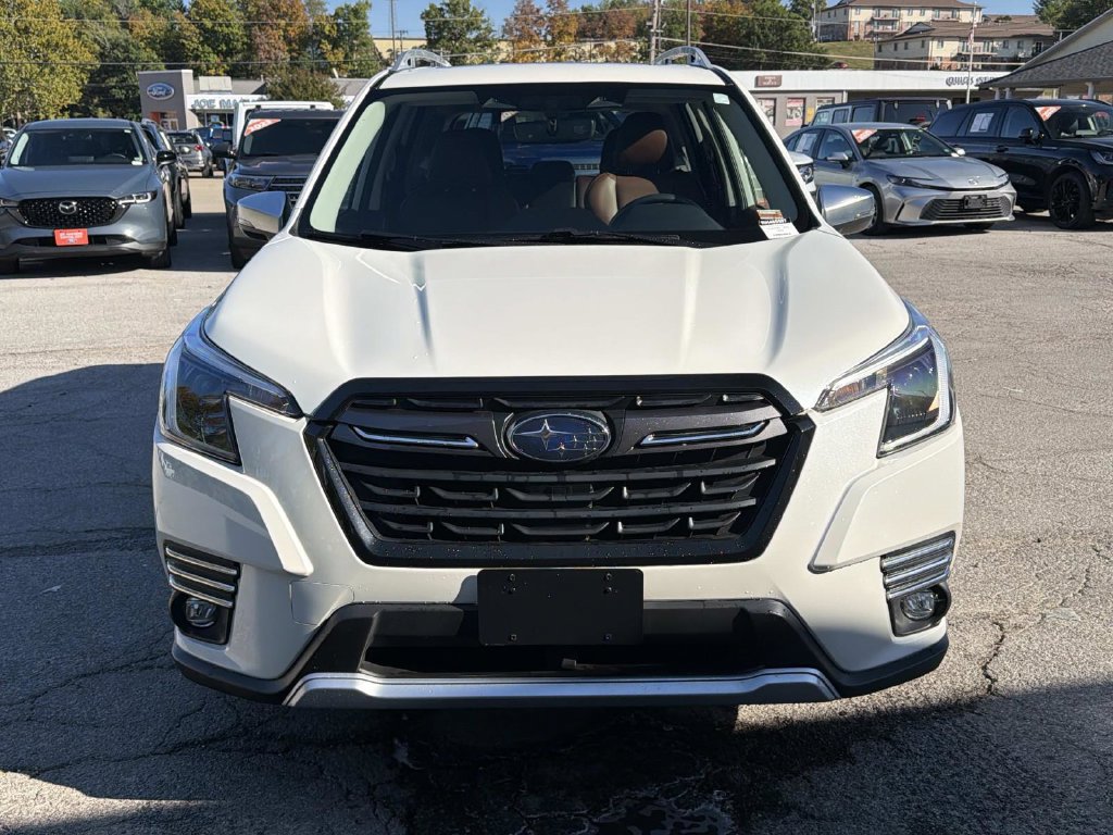 Used 2024 Subaru Forester Touring w/ POP Package 3 AWD/4WD image 10