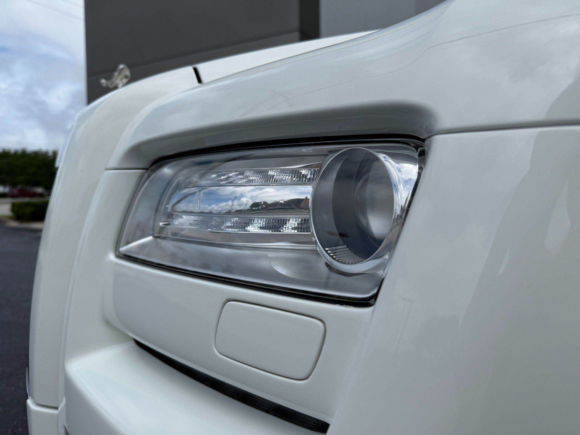 Used 2011 Rolls-Royce Ghost RWD image 11