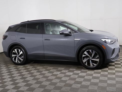 Used 2023 Volkswagen ID.4 Pro image 14